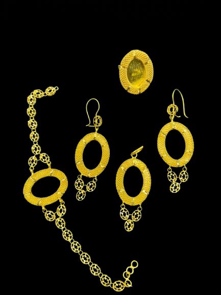 21k- Pendant Set Bahrani Design 26.5 Gram